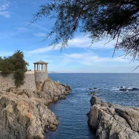 Zodiac Ab 1g * Lloret de Mar